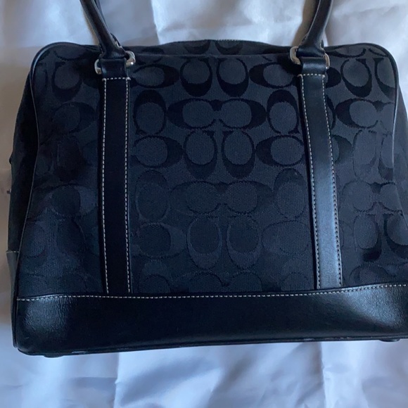 Coach all Black In Signature Canvas leather double handle silver detail - Picture 4 of 11